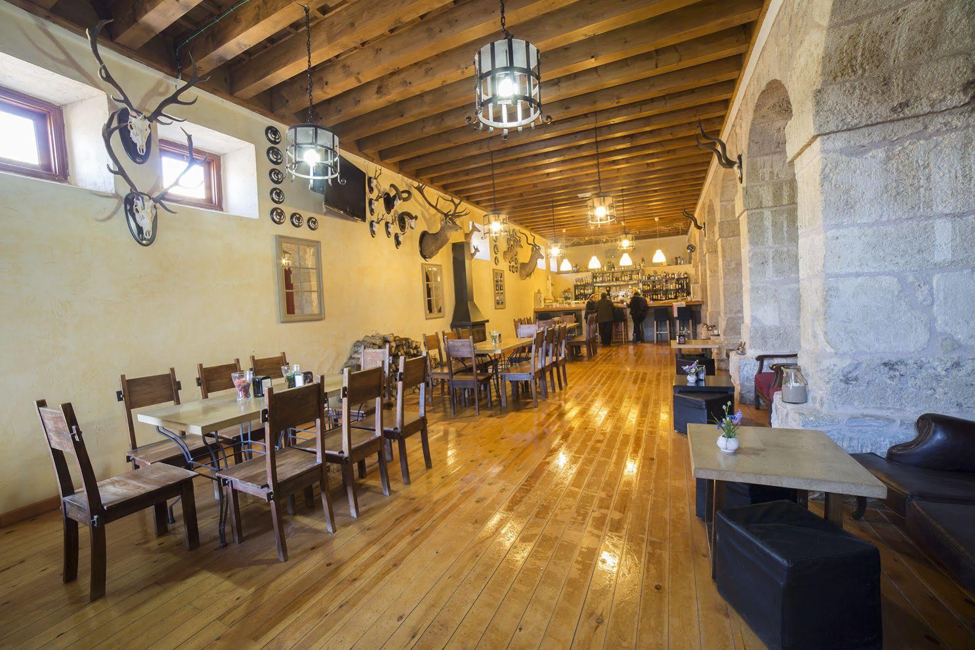 Hotel San Anton Abad Villafranca Montes De Oca Exterior foto